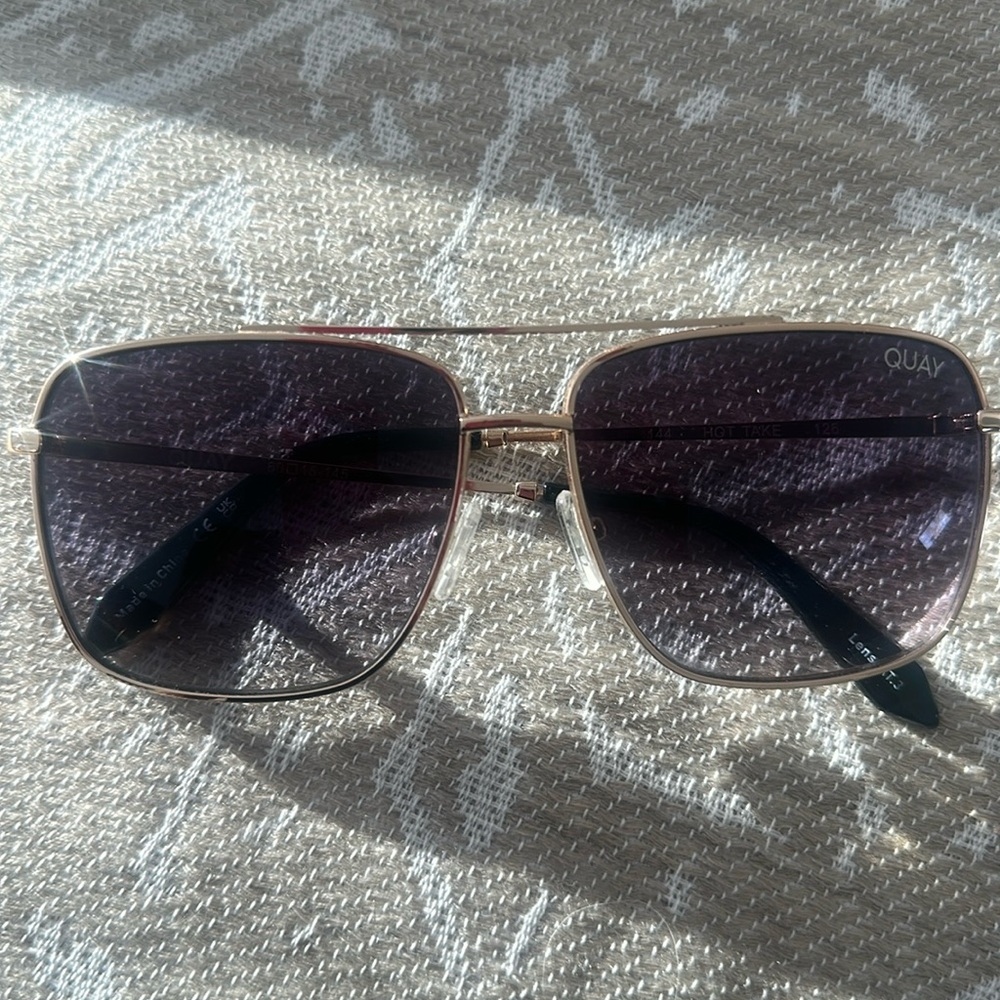 Gold Quay squared aviator sunglasses